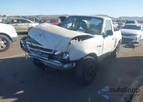 2000 Ford Ranger Xlt z USA, uszkodzony, nr VIN 1FTYR10X1YPB65053